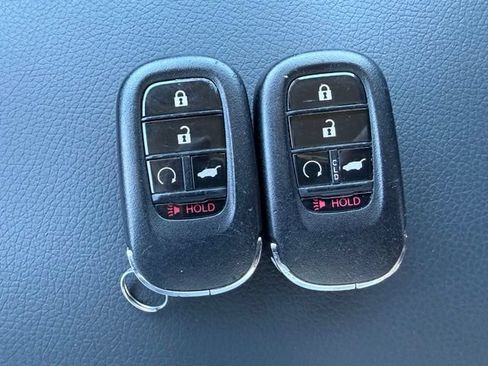 Used 2023 Honda Pilot EX-L image 16