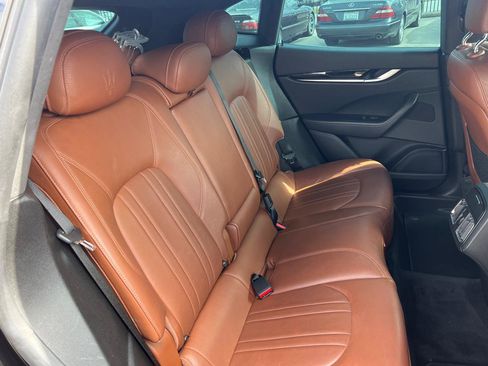 Used 2018 Maserati Levante AWD/4WD image 78