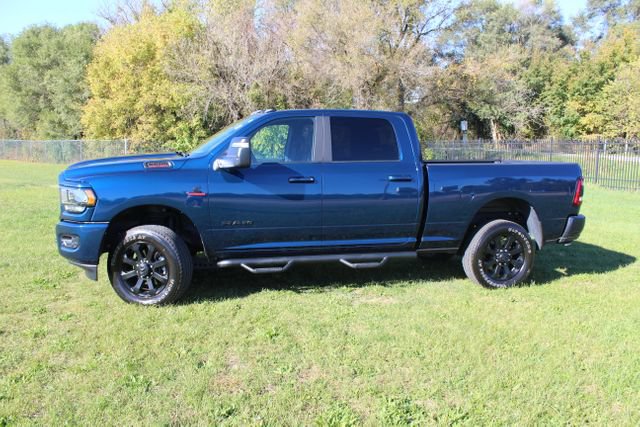 Used 2024 RAM 2500 Big Horn w/ Night Edition AWD/4WD image 3