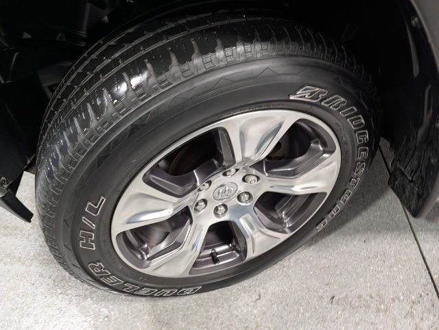 Used 2023 RAM 1500 Laramie AWD/4WD image 8