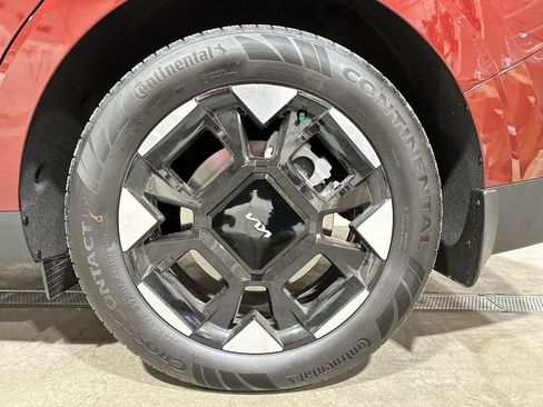 New 2026 Kia Carnival EX image 30