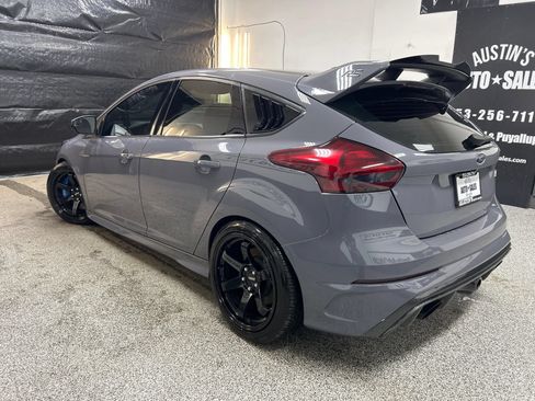 Used 2017 Ford Focus RS AWD/4WD image 4