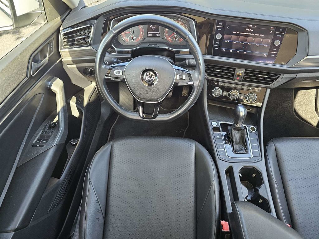 Used 2019 Volkswagen Jetta SEL FWD image 14