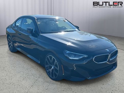 Certified 2024 BMW 230i Coupe w/ Convenience Package image 6