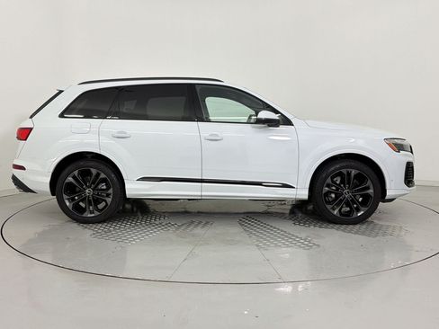 Used 2025 Audi Q7 3.0T Premium Plus AWD/4WD image 8