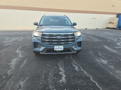 New 2026 Ford Explorer Active image 8