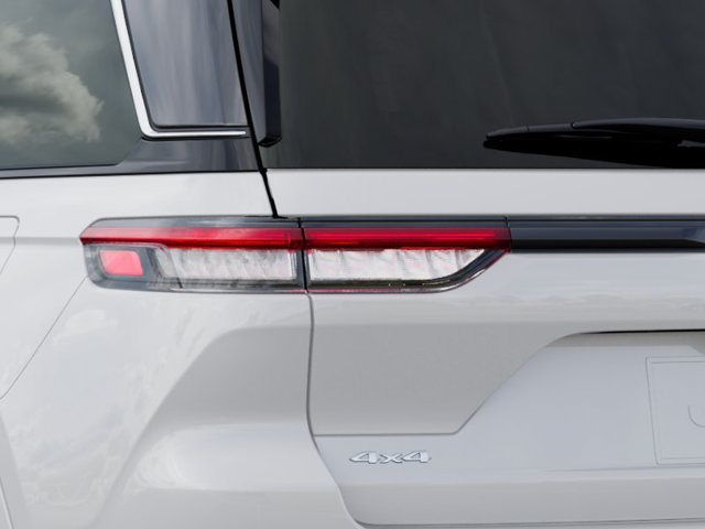 New 2027 Jeep Grand Cherokee Summit AWD/4WD image 9