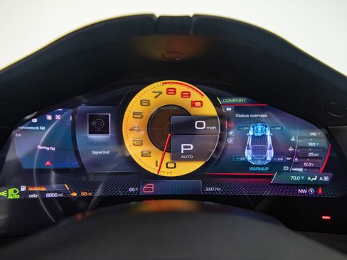 Certified 2022 Ferrari Roma image 38