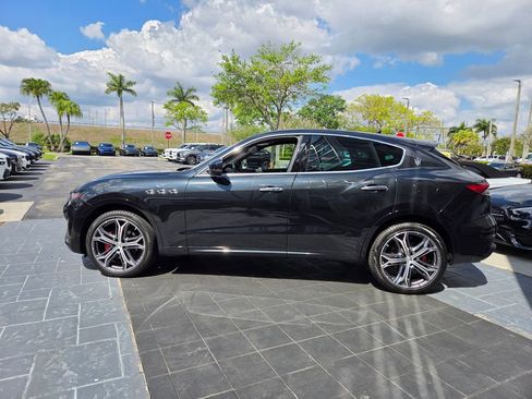 Used 2022 Maserati Levante GT image 13