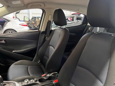 Used 2017 Toyota Yaris iA image 23