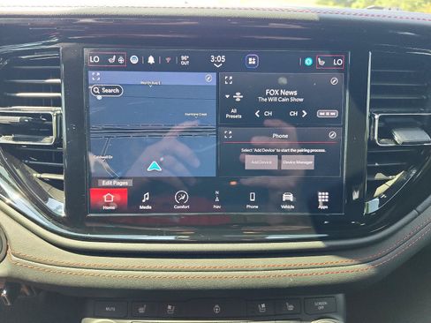 Used 2024 Dodge Durango GT RWD image 16