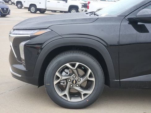 New 2026 Chevrolet Trax LT w/ Driver Confidence Package image 5