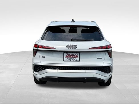 New 2026 Audi Q3 quattro 2.0T AWD/4WD image 6