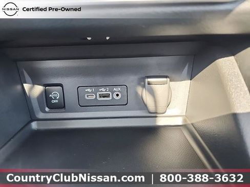 Certified 2024 Nissan Sentra SR w/ SR Premium Package FWD image 15