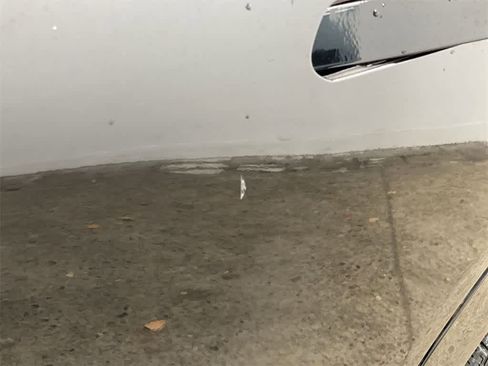 Used 2024 Chevrolet Equinox EV RS image 32