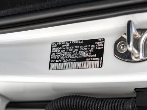 Used 2020 Porsche Cayenne image 55