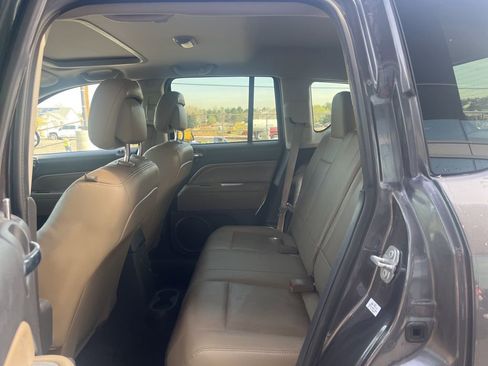 Used 2016 Jeep Compass High Altitude image 9