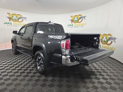 Used 2021 Toyota Tacoma TRD Off-Road AWD/4WD image 29