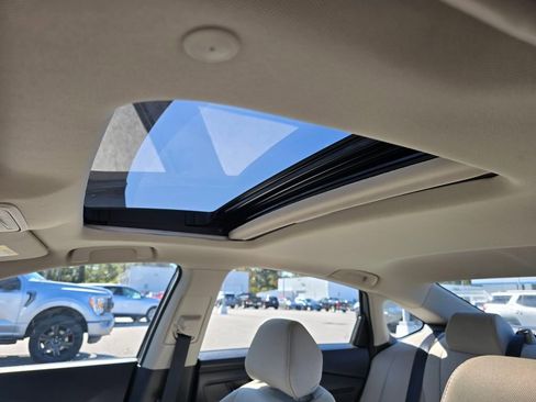 Used 2023 Honda Accord EX image 21