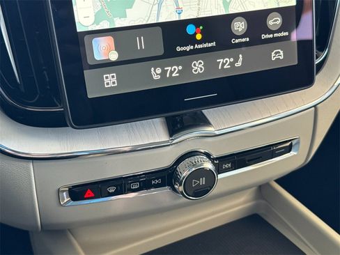 New 2026 Volvo XC60 B5 Ultra w/ Protection Package Premier image 20