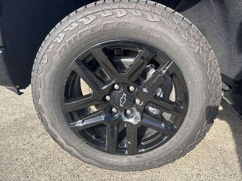 New 2026 Chevrolet Silverado 1500 LT Trail Boss w/ LT Trail Boss Premium Package AWD/4WD image 11