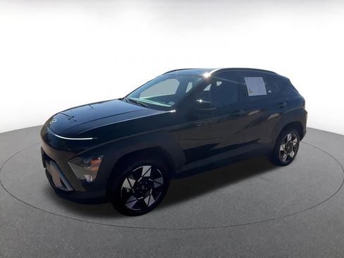 Used 2025 Hyundai Kona SEL image 7
