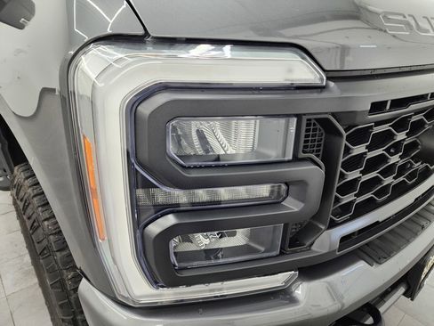 Used 2023 Ford F350 XLT w/ Tremor Off-Road Package image 26