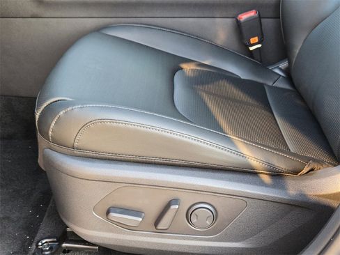 New 2026 Kia Sportage SX image 17