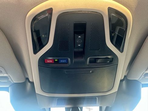 Used 2025 Subaru Outback Premium image 21