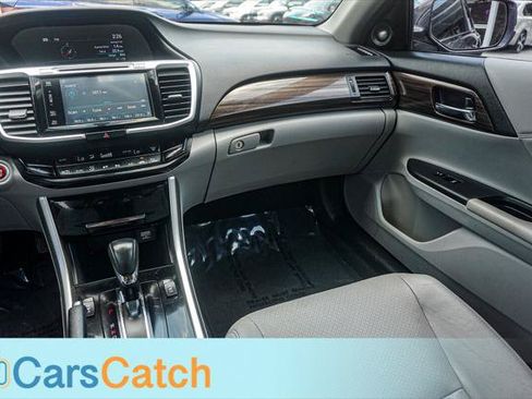 Used 2017 Honda Accord EX-L image 27