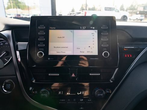 Used 2023 Toyota Camry LE image 14