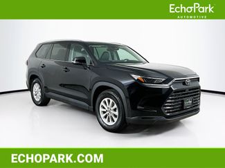 Used 2025 Toyota Grand Highlander AWD video 1