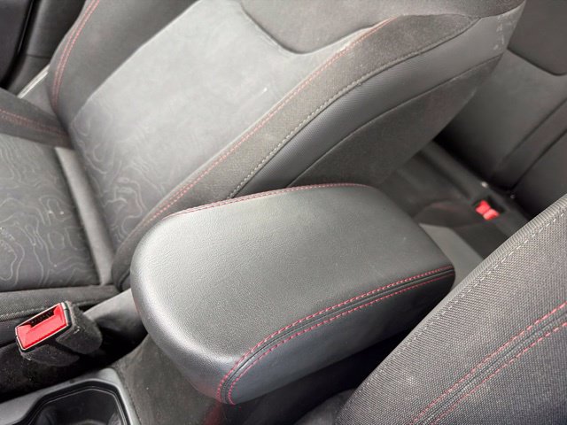 Used 2023 Jeep Renegade Trailhawk AWD/4WD image 27