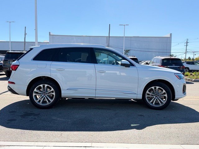 Used 2025 Audi Q7 3.0T Premium Plus AWD/4WD image 8