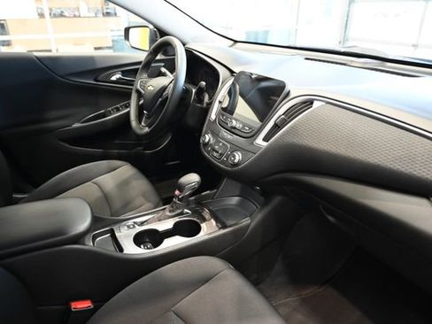 Used 2024 Chevrolet Malibu RS image 13