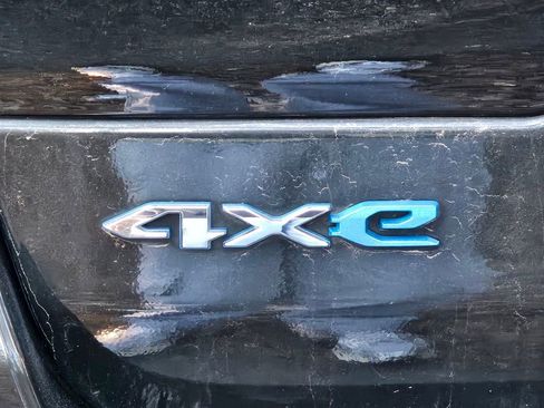 Used 2024 Jeep Grand Cherokee Limited 4xe image 7