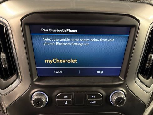 Used 2022 Chevrolet Silverado 2500 LT AWD/4WD image 9