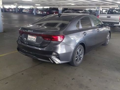 Certified 2024 Kia Forte LXS w/ LXS Technology Package FWD image 5