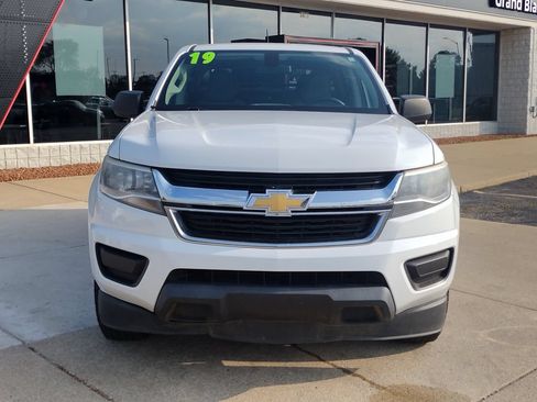 Used 2019 Chevrolet Colorado W/T RWD image 14