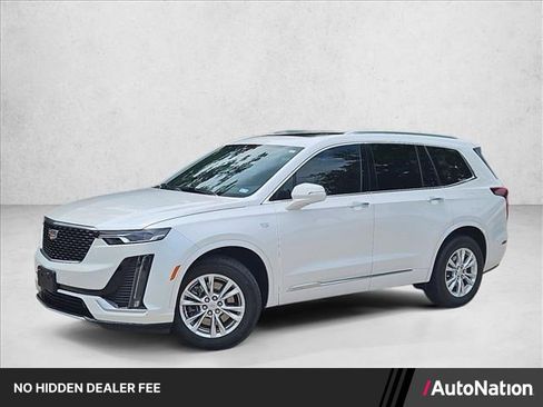 Used 2024 Cadillac XT6 Luxury FWD image 1