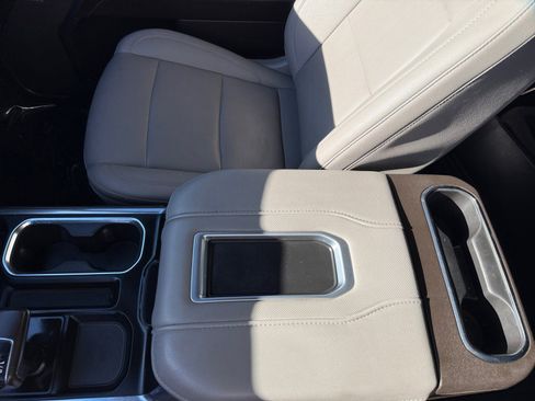 Used 2022 Chevrolet Silverado 1500 LTZ image 14