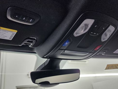 Used 2022 RAM 2500 Big Horn w/ Night Edition image 12