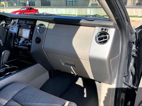 Used 2014 Ford Expedition Limited w/ Equipment Group 301A image 21