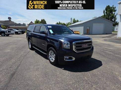 Used 2017 GMC Yukon XL SLT AWD/4WD image 16