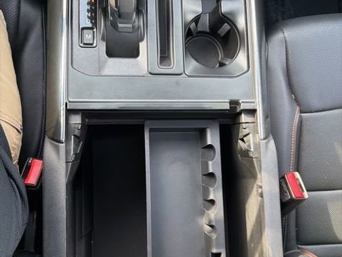 Used 2022 Ford F150 Lariat w/ Equipment Group 502A High image 14