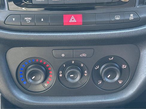 Used 2022 RAM ProMaster City Tradesman w/ Window Group 04 image 23