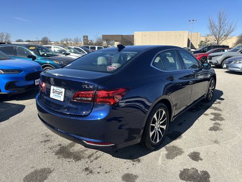 Used 2016 Acura TLX image 4