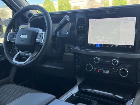 New 2026 Ford F250 Platinum w/ Platinum Plus Package image 3