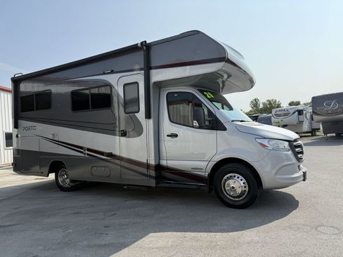 Used 2019 Mercedes-Benz Sprinter 170 image 1