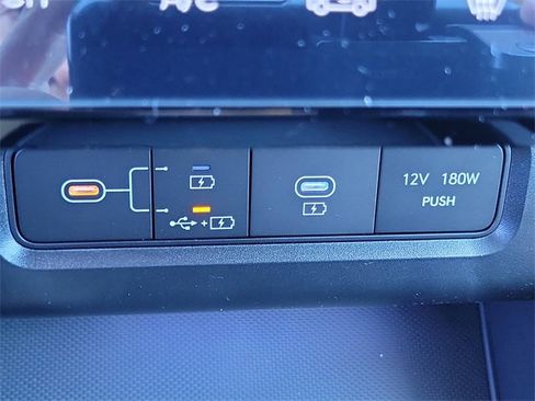 New 2026 Hyundai Tucson Limited image 15